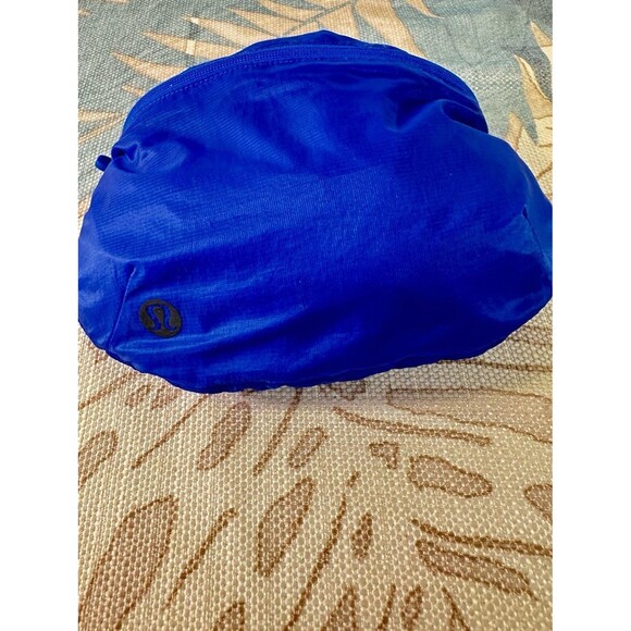 Lululemon Ventilated Packable Run Jacket Full Zip Hooded Blue Wms Sz 10 NEW - Picture 8 of 12
